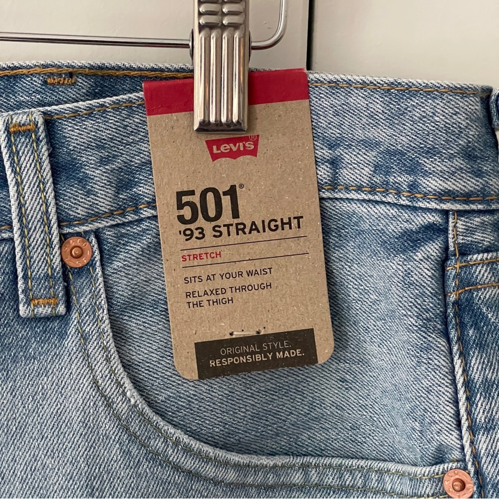 NWT Levi's 501 ‘93 Distressed Men's Jeans